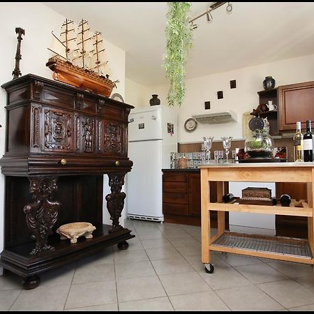 O Doux S'Home Ledenon Bagian luar foto