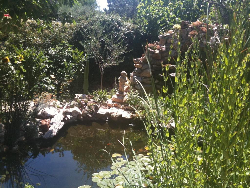 O Doux S'Home Ledenon Bagian luar foto